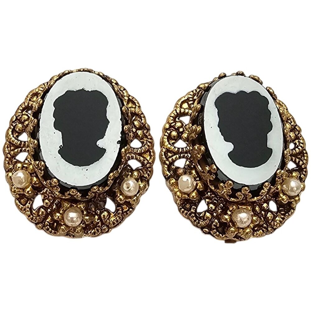 Gold Tone Oval Filigree Clip On Faux Pearl Glass Cameo Earrings C776